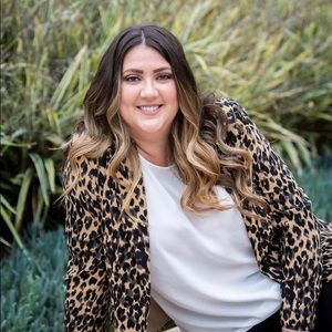 Meet your Posher, Kara